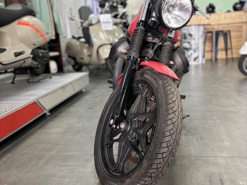 MOTO GUZZI V7 III STONE 750