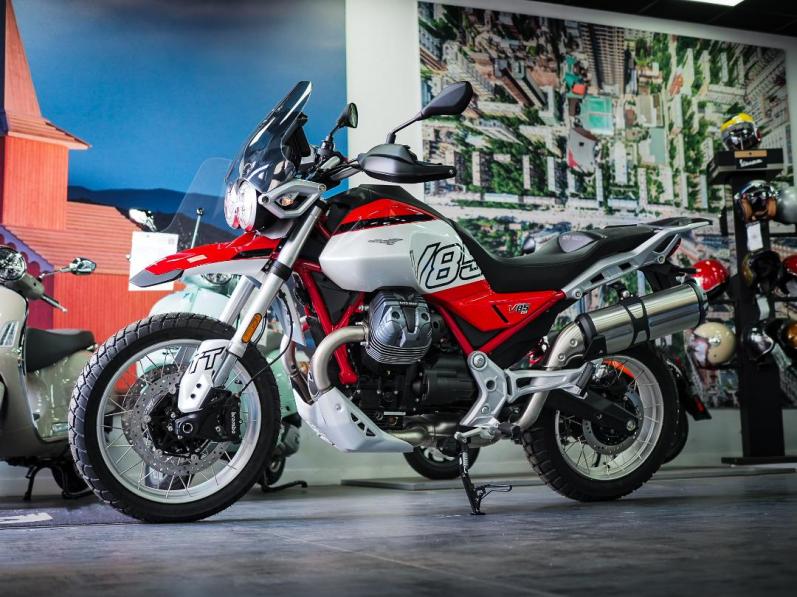 MOTO GUZZI V85 TT 850