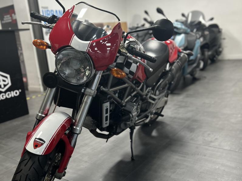 DUCATI Monster 916 S4