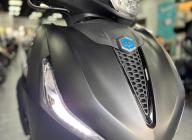 PIAGGIO BEVERLY 400 DEEP BLACK